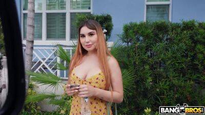 Bonnie Bun - Cleavage On Pornhd With - hclips.com