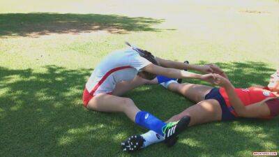 Lindsay Shaw And Brooke - National Soccer Team And Cuck - hclips.com