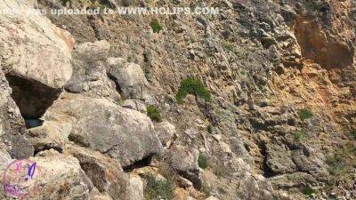 Soblaznilsya Na Upruguu Zhopu Vo Vremya Haikinga - hclips.com