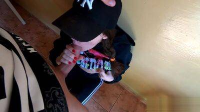 Walken In On My Stepsister Naked This Was Her Reaction - hclips.com