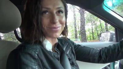 Mrs Muscles Undercover - upornia.com