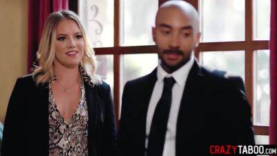 Dirty Lesbian Boss Set Up Her Girlfriend Rayveness For Her Best Employee - upornia.com