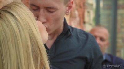 Candee Licious - The Blonde Siren - Candee Licious - upornia.com