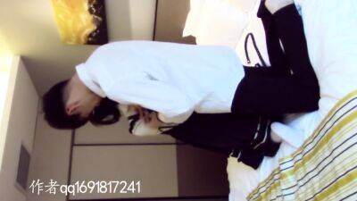 Cute Girl - upornia.com