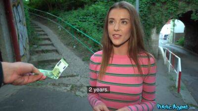 Charlie Dean In Sensual Student And The Sexperiment - hclips.com