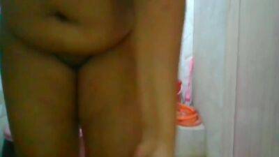 Hot Desi Sexy Girl Bathroom Show Indian Sexy Bhabhi - hclips.com - India