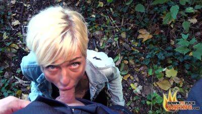 Vicky Hunt Finds Some Cock On A Dating App - upornia.com