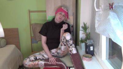 Smoking With And Without A Cap - hclips.com