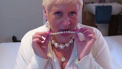 Auntie Joolz Gets Hot & Naughty - upornia.com - Britain