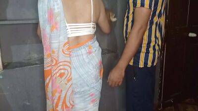 Room Safayi Kar Rhi Maid Ko Piche Se Pakdkar Tabadatod Chudayi Fucking My Big Ass Indian Maid - upornia.com - India