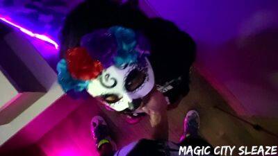 Magic City Sleaze A Halloween Tug And Suck - hclips.com