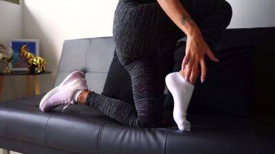 Foot Fetish Sockjob & Cum On My Feet From Footjob - hclips.com