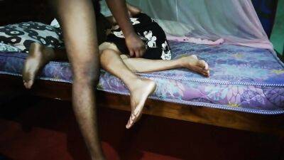 මිස් දීපු සැපක්.. Srilankan Fuck With Mis - hclips.com