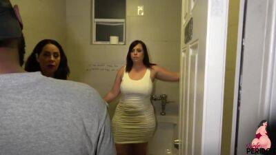 Virgo Peridot - And Corner And Fuck Big Black Cock In Public Bathroom - Virgo Peridot And Queen Rouge - upornia.com