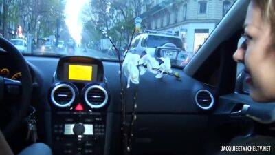 Eva Et Ses Gros Seins Dans Un Trio - upornia.com