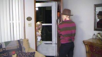 Milf Fucks And Sucks 3 Horror Characters - upornia.com