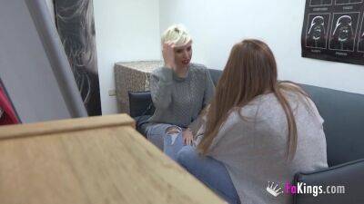 Antia Suarez - upornia.com