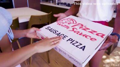 Kira Noir - Kira Noir In Pizza With Sauce - upornia.com