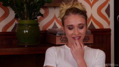 Riley - Neon Baby In 4k - Riley Jensen - upornia.com