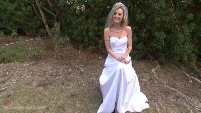 Shes In White But No Damn Virgin - upornia.com