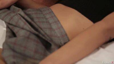 Danny Mountain - Danny Mountain And Josie Jagger In Teach Me - upornia.com