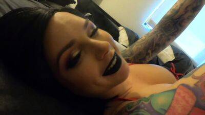 Hard Fucking and Creampied Goth Babe - drtuber.com