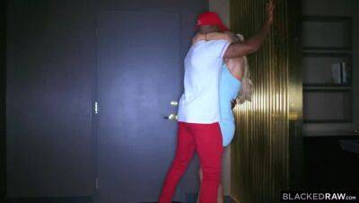 Jessa Rhodes - Fucked By A Huge Dick - porntry.com