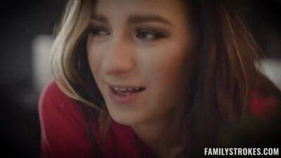 Casca Akashova, Avery Moon - Xmas Story - porntry.com