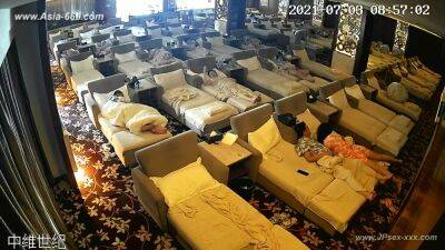 Hackers use the camera to remote monitoring of a lover's home life.564 - hclips.com