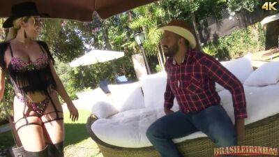 Garota Country 2 Scene 1 - upornia.com