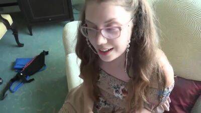 Elena The Girlfriend Satisfy With Creampie - upornia.com