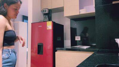 My Cousin Got Into The Kitchen And Her Ass Turned Me On - hclips.com