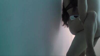 Hot Maid Does The Full Service To His Master - hclips.com