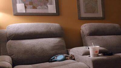 Mommy Is Ready To Relax And Smoke With You - hclips.com