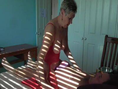 Nurse Libby Lends A Hand. Finale - hclips.com