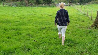 Alice - Alice - Casually Peeing Jeans While Walking, Then Wetting The Car Seat ;) - upornia.com