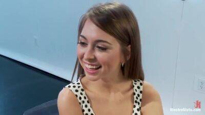 Riley - Riley Reids In First Electrosex Experience - upornia.com