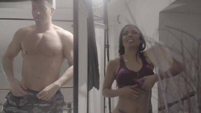 Massage For A Curve Girl - hclips.com