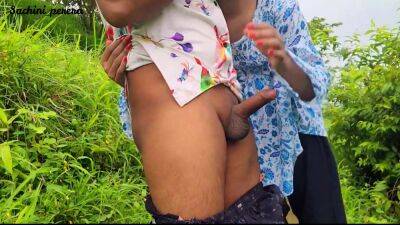 නුවරඑළියේ කැලේ ආතල් දෙවෙනි දවස Sri Lankan College Couple Very Risky Outdoor Public Fuck In Jungle - hclips.com - Sri Lanka