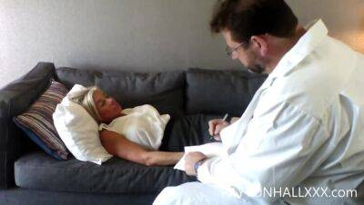 Chubby DR bangs hot babe #MILF #FATTY - porntry.com