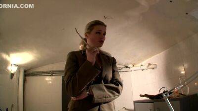 Unerwartete Bdsm-sensationen - Femdom - upornia.com