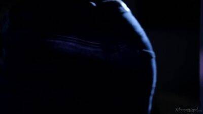 Elexis Monroe - Jasmine Summers, Elexis Monroe And Jasmin Jordan - Lost In Her Gaze Jasmin - upornia.com - Jordan