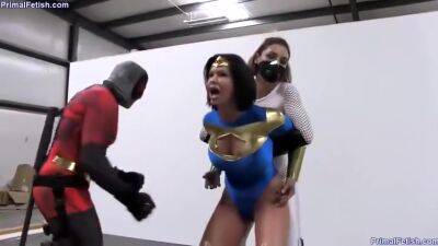 Warrior Woman - upornia.com