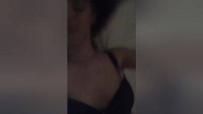 Periscope Persuades Girl To Show Tits - hclips.com