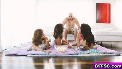 J dips his big cock on the stretched pussy legs up - porntry.com