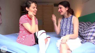 Two Smiling Lesbians And Thais Are Having Lots Of Fun, While In The Bedroom - upornia.com - Thailand