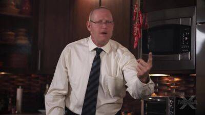 Im Only Here To Help, Son - upornia.com