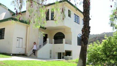 Tyler Nixon - Sibling Rivalry With Tyler Nixon And Casey Calvert - hclips.com