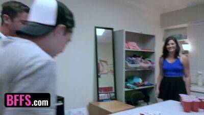 Paige Owens - Emma Starletto - Jessica Rex - College Girls Jessica Rex, Emma Starletto & Paige Owens Share Two Roommates' Cocks - sexu.com