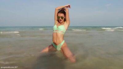 Karisha Terebun - upornia.com